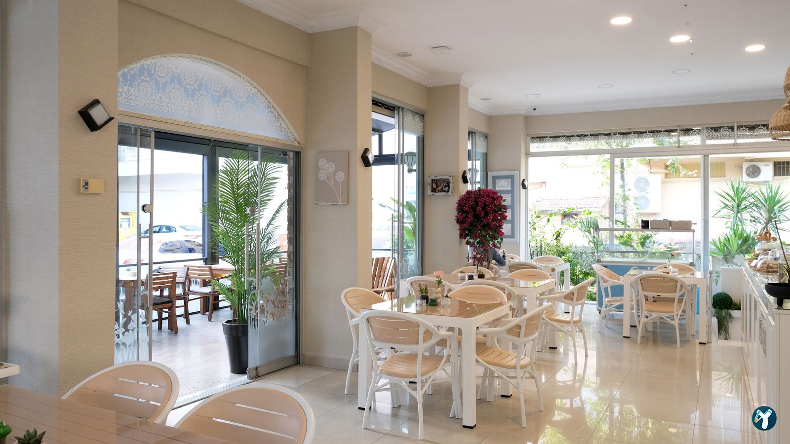 Sofa Nargile Cafe
