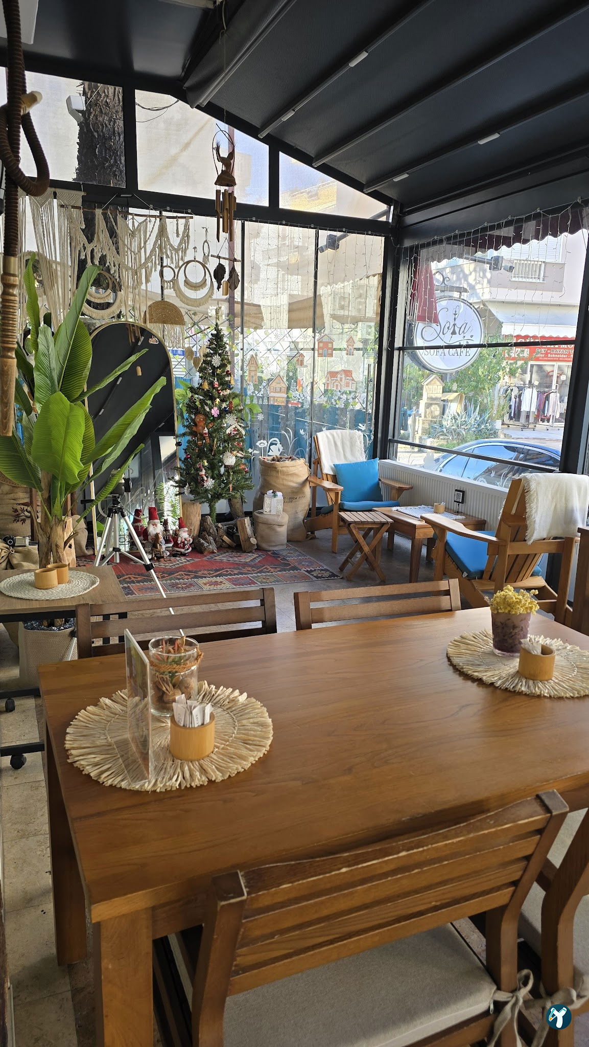 Sofa Nargile Cafe