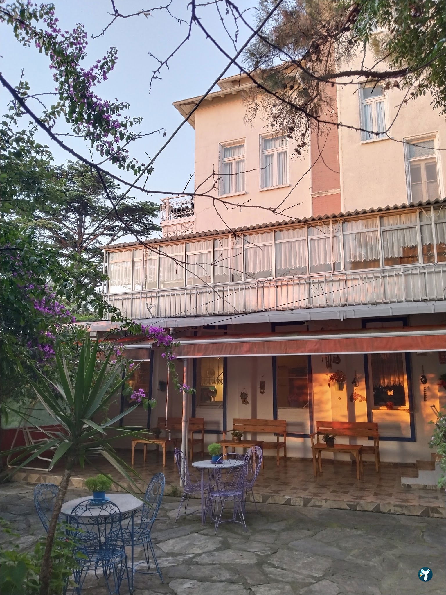 Club Mavi Restaurant