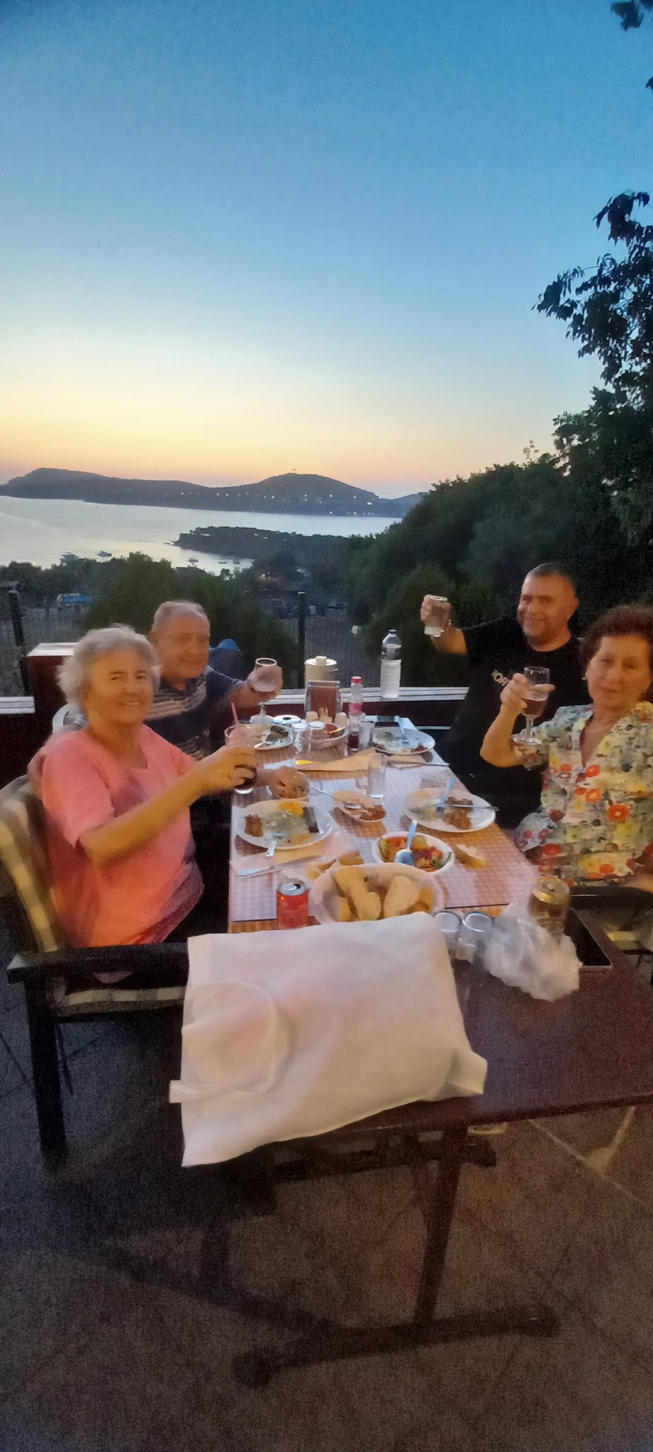 Club Mavi Restaurant