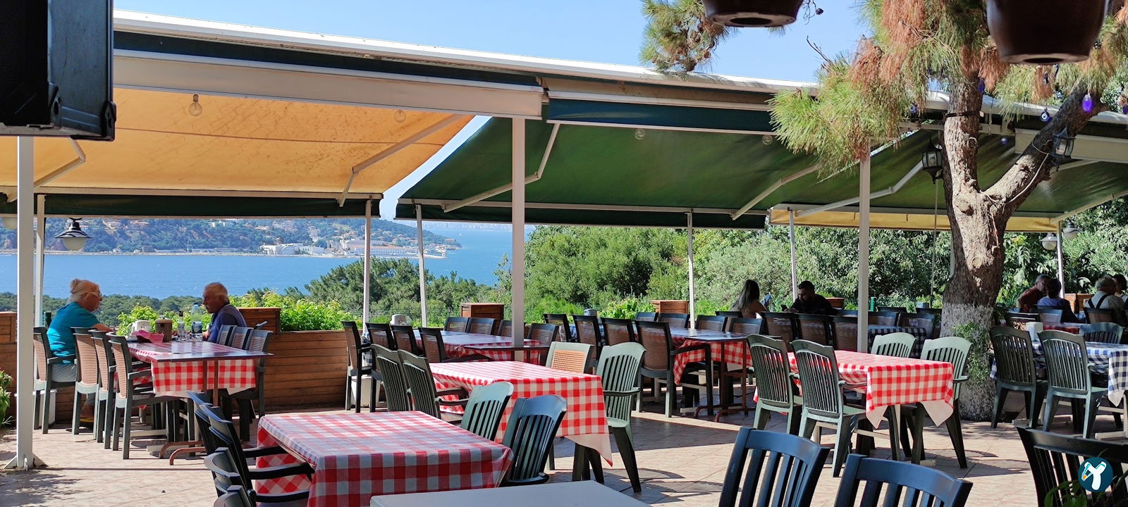 Club Mavi Restaurant