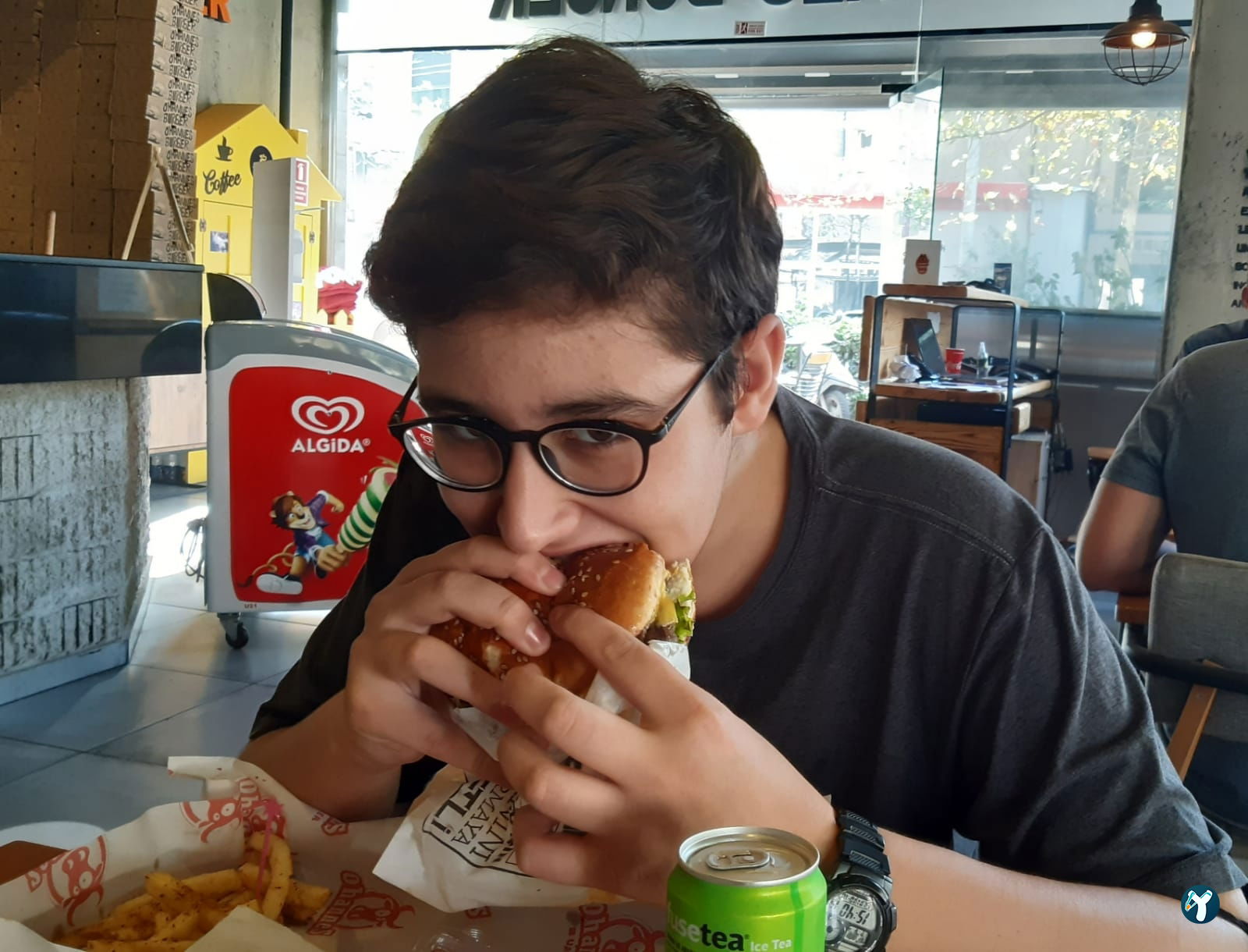 Ohannes Burger Bayraklı
