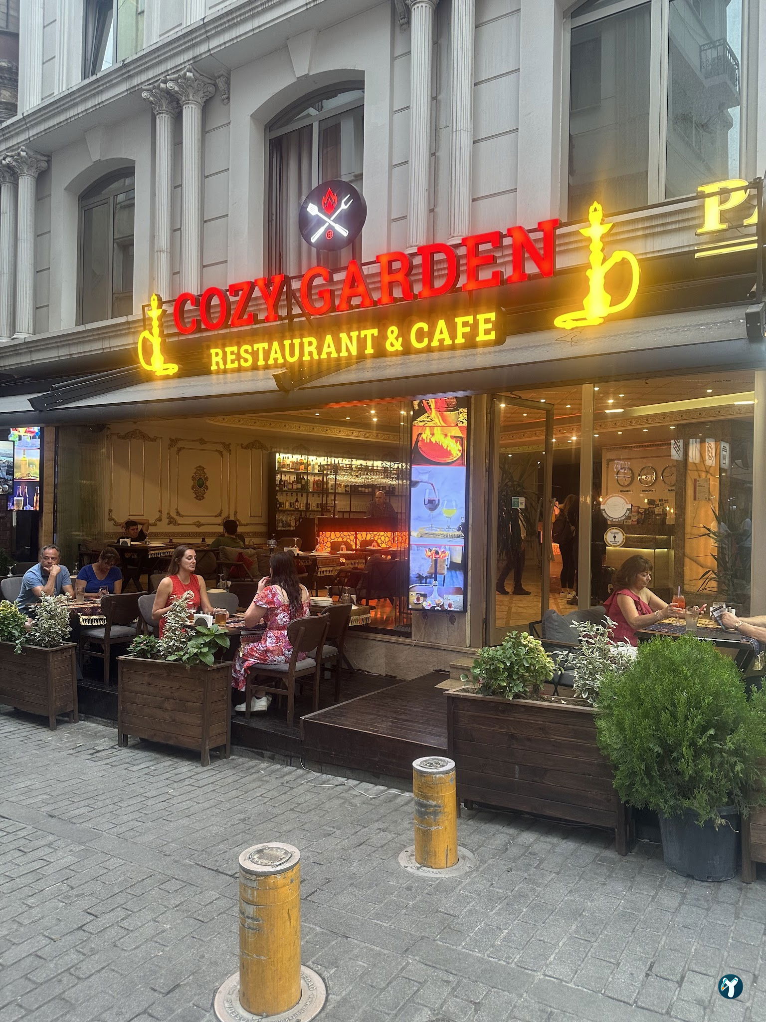 Cozy Garden Fish And Meat Restaurant