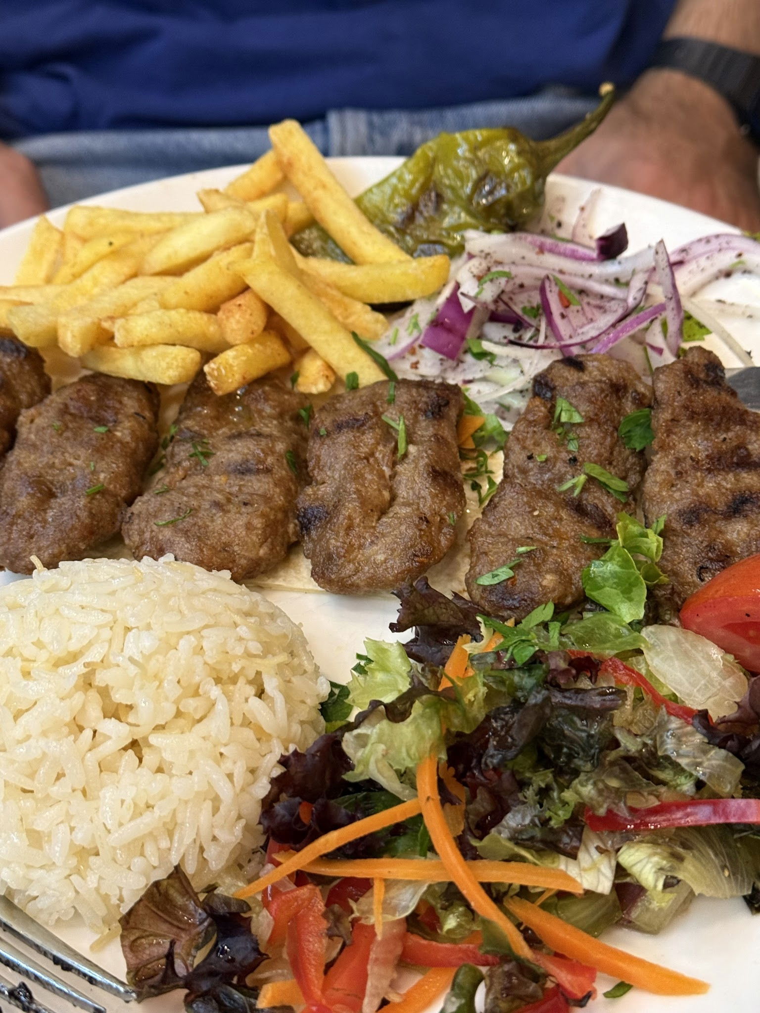 Cozy Garden Fish And Meat Restaurant