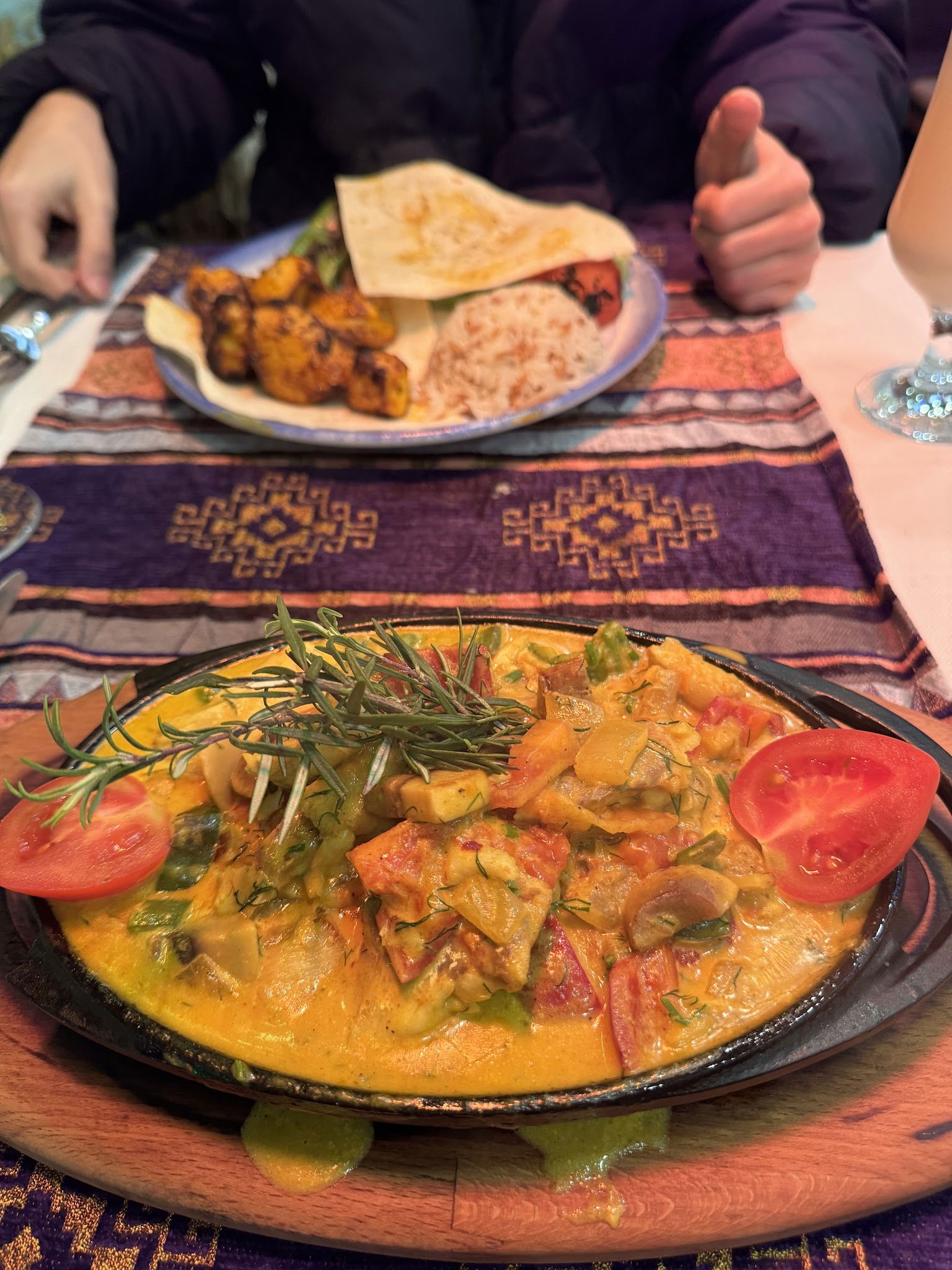 Cozy Garden Fish And Meat Restaurant