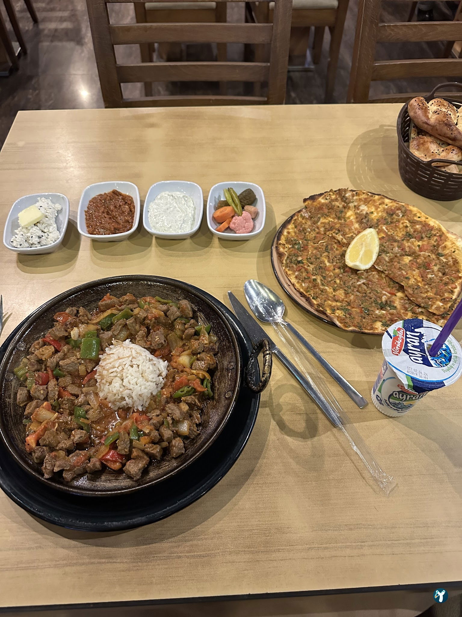 Flash Restaurant