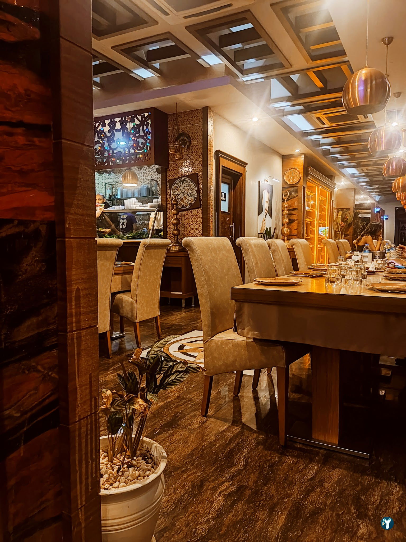Flash Restaurant