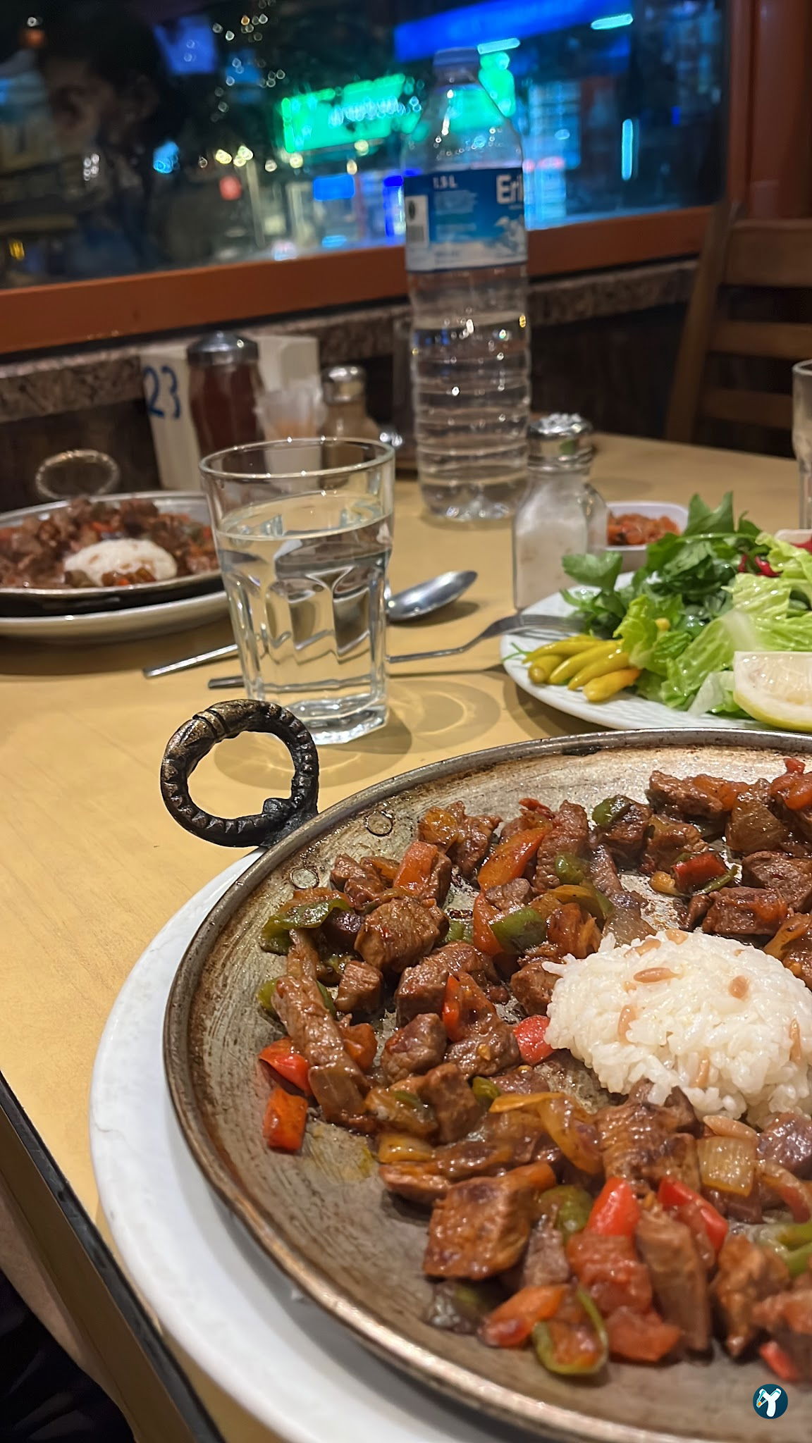 Flash Restaurant