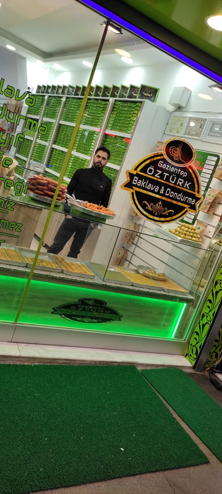 Gaziantep Öztürk Baklava &Dondurma