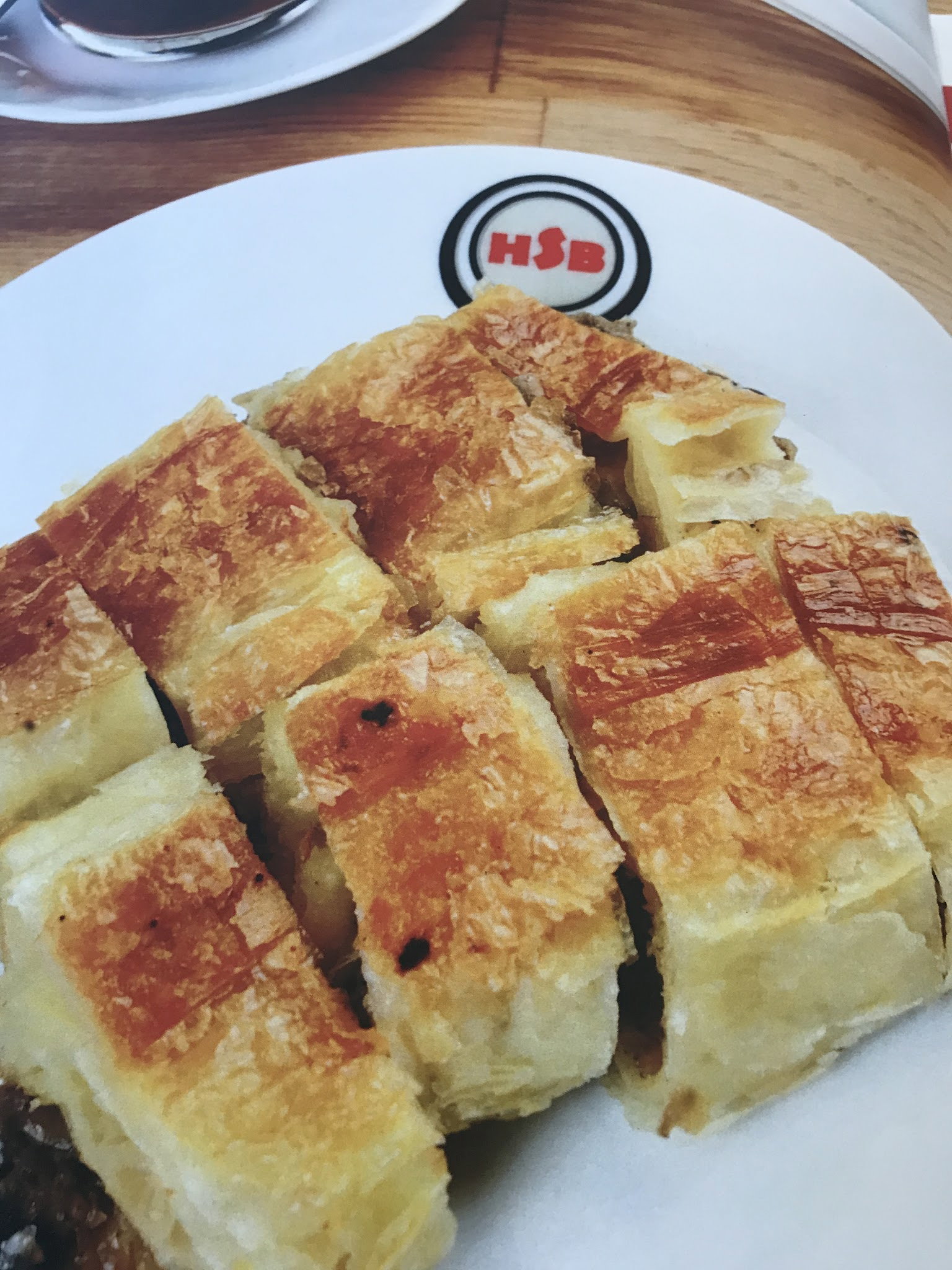 Hsb Sariyer Börekçi̇si̇ & Kahvalti
