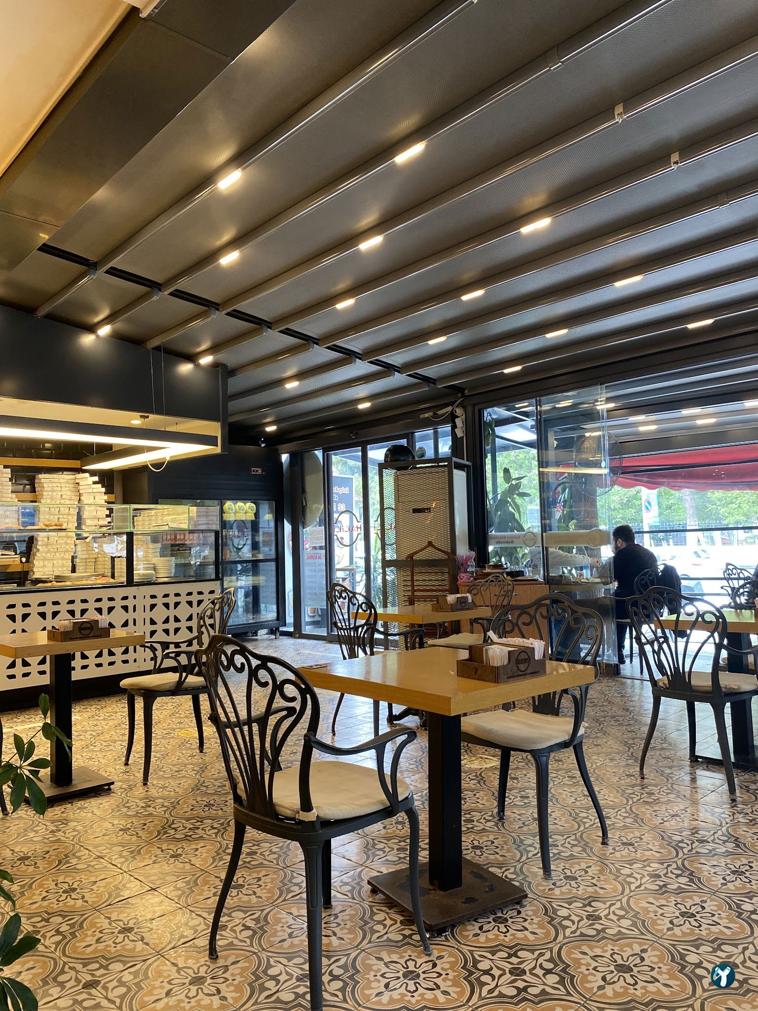 Hsb Sariyer Börekçi̇si̇ & Kahvalti
