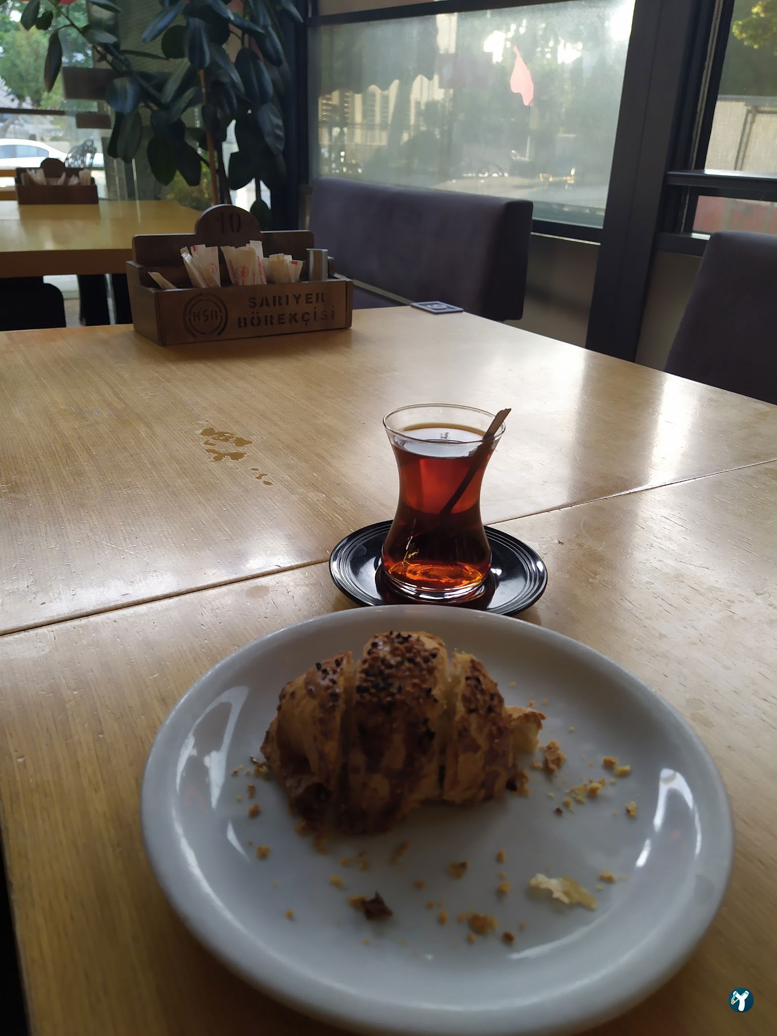 Hsb Sariyer Börekçi̇si̇ & Kahvalti
