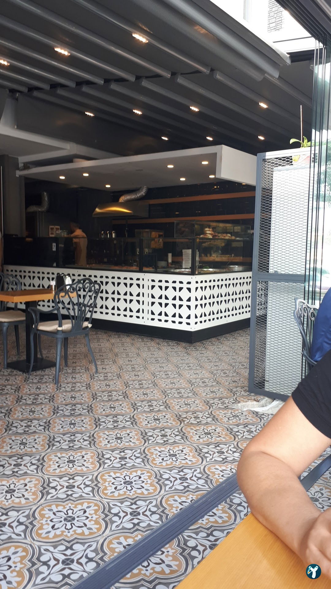 Hsb Sariyer Börekçi̇si̇ & Kahvalti