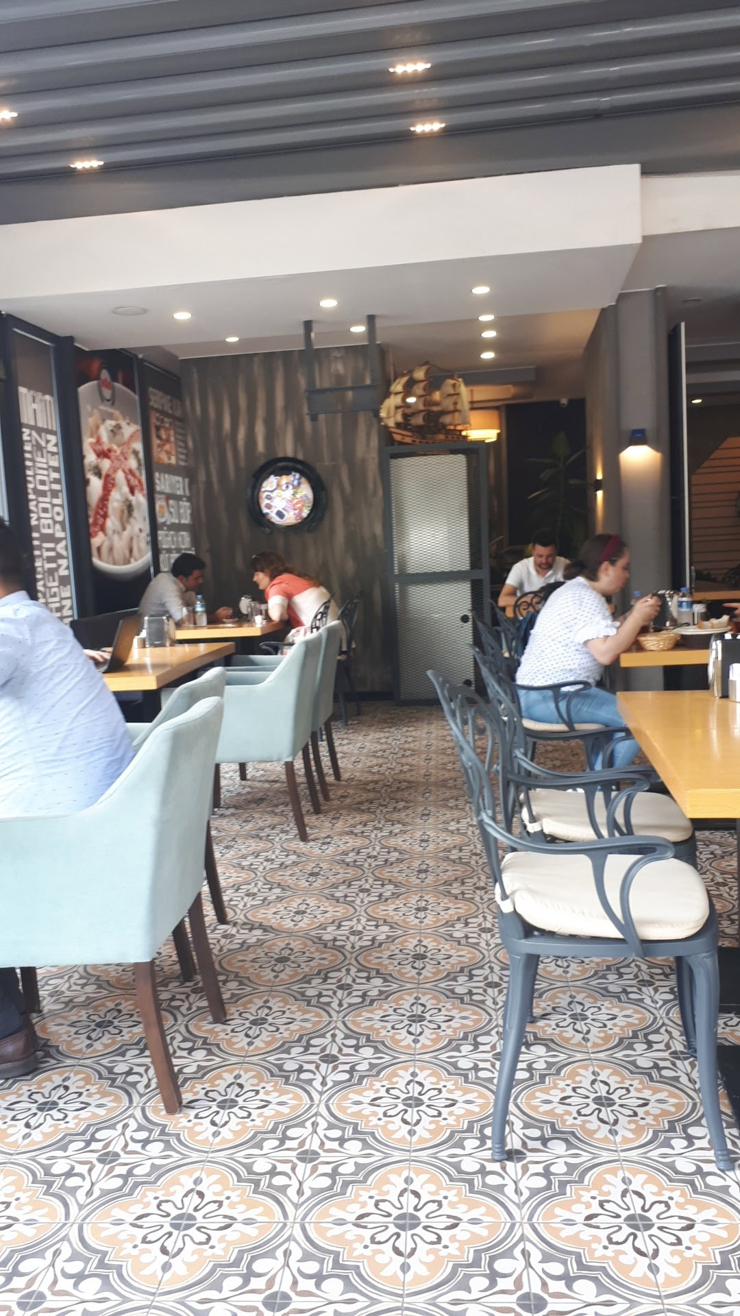 Hsb Sariyer Börekçi̇si̇ & Kahvalti