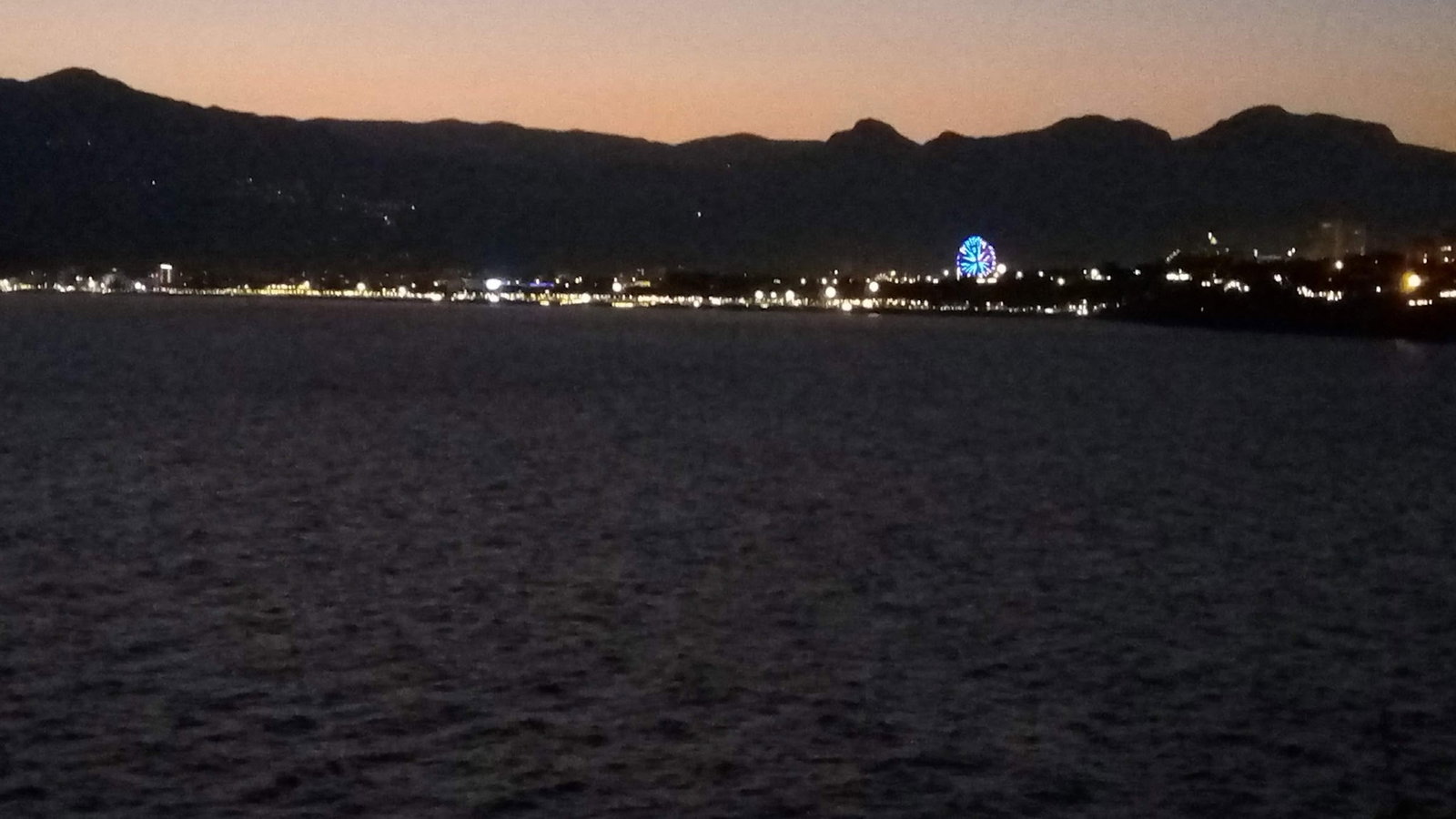 Deniz Cafe & Çay Bahçesi