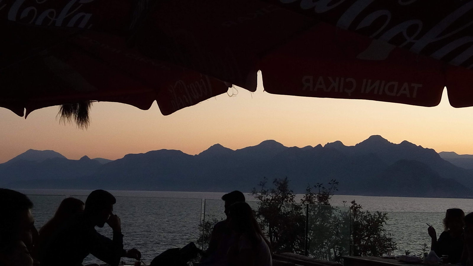 Deniz Cafe & Çay Bahçesi