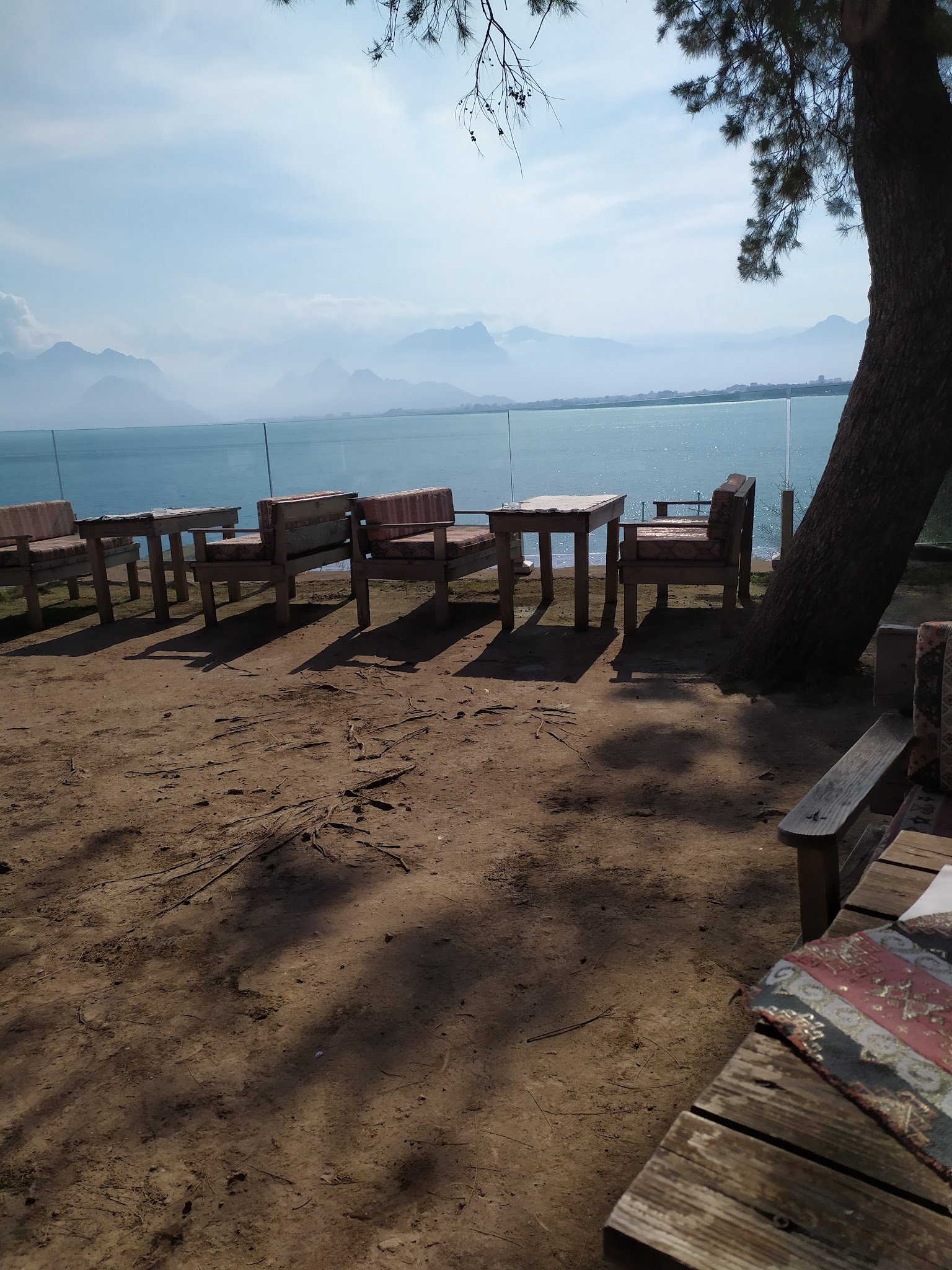 Deniz Cafe & Çay Bahçesi