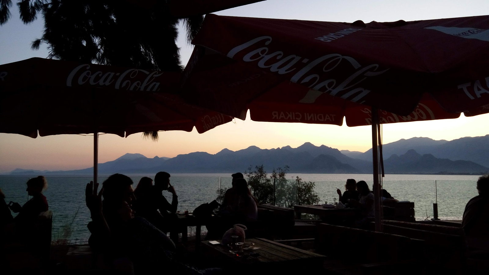 Deniz Cafe & Çay Bahçesi