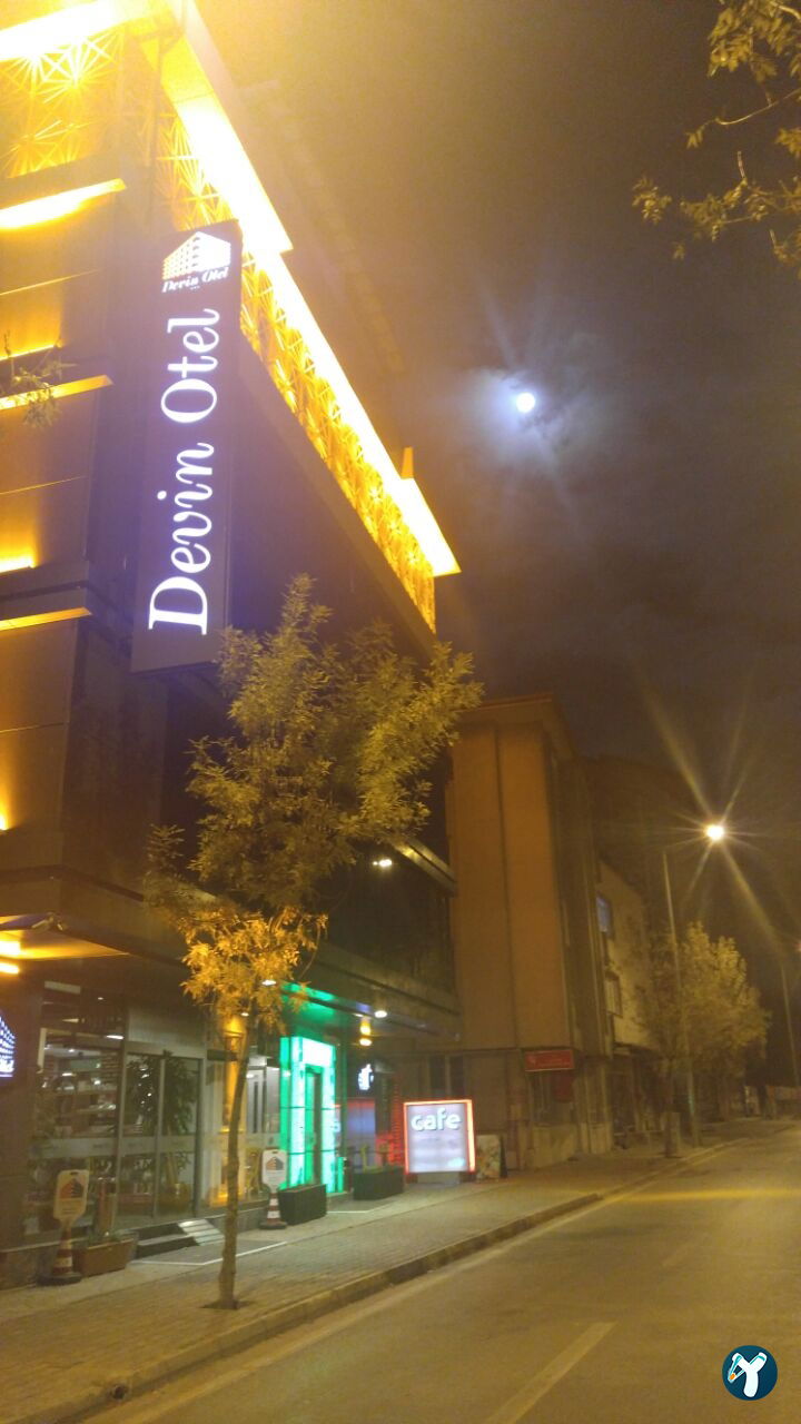 Devin Otel