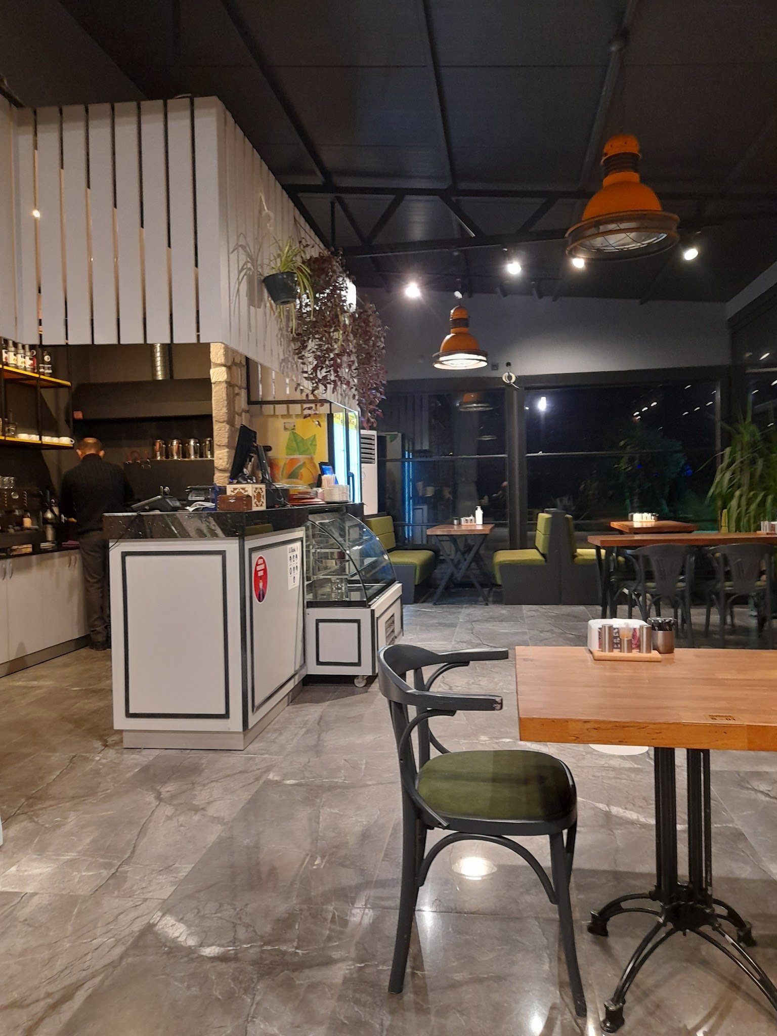 Kutman Mangalbaşı - Avcılar Ocakbaşı Kendin Pişir Alkolsüz