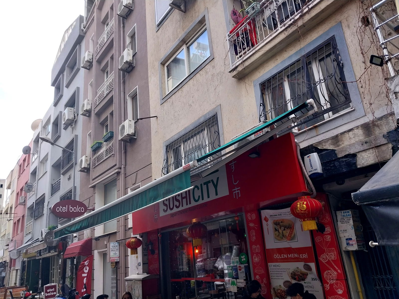 Sushicity Restaurant Alsancak Japon Chinese Asian Cuisine