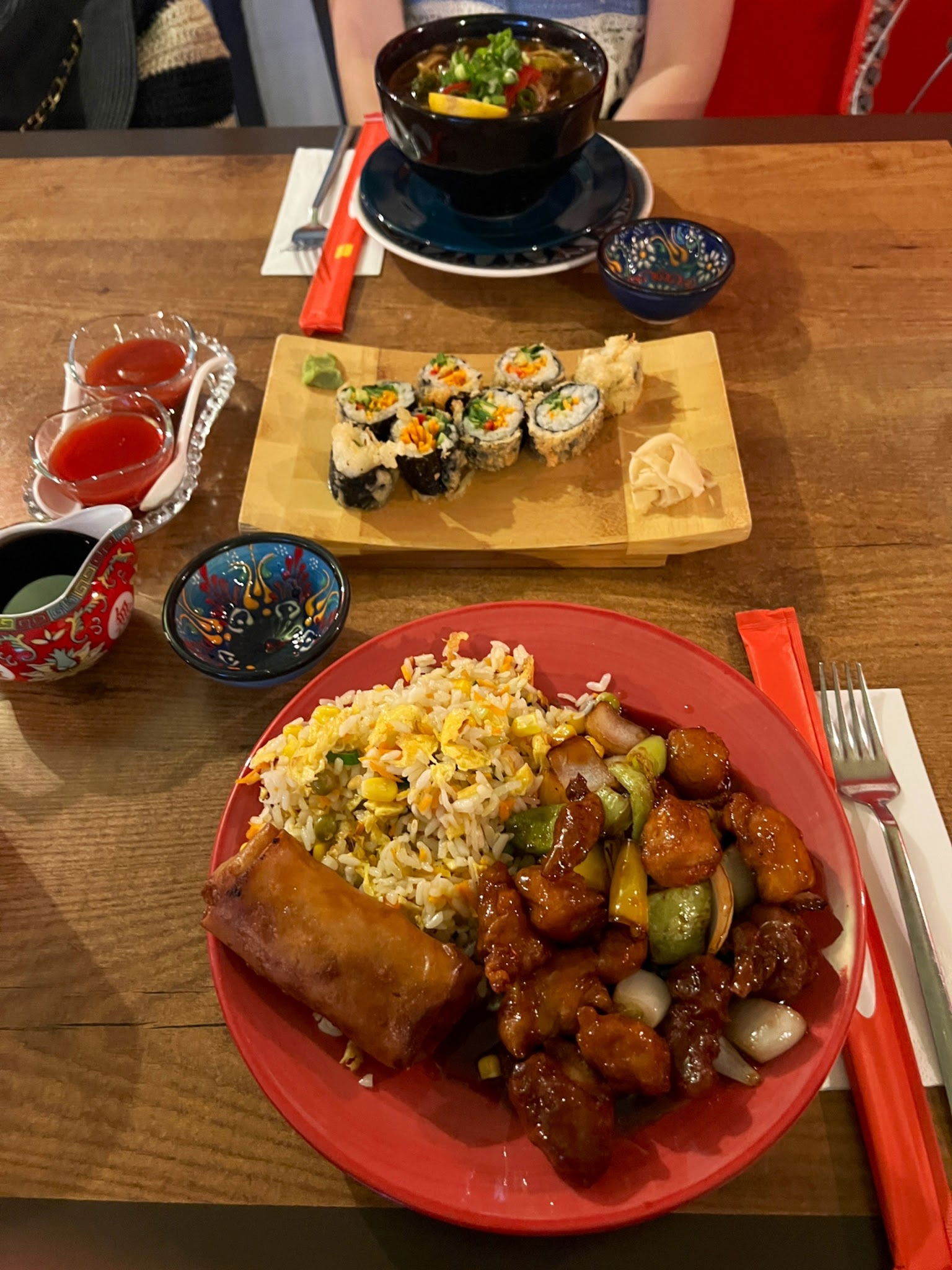 Sushicity Restaurant Alsancak Japon Chinese Asian Cuisine