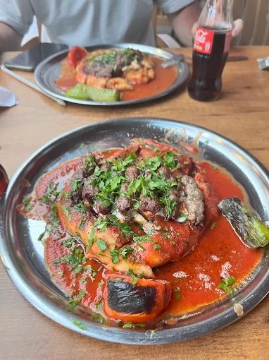 Efe Döner & Manisa Kebap