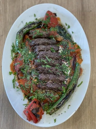 Efe Döner & Manisa Kebap