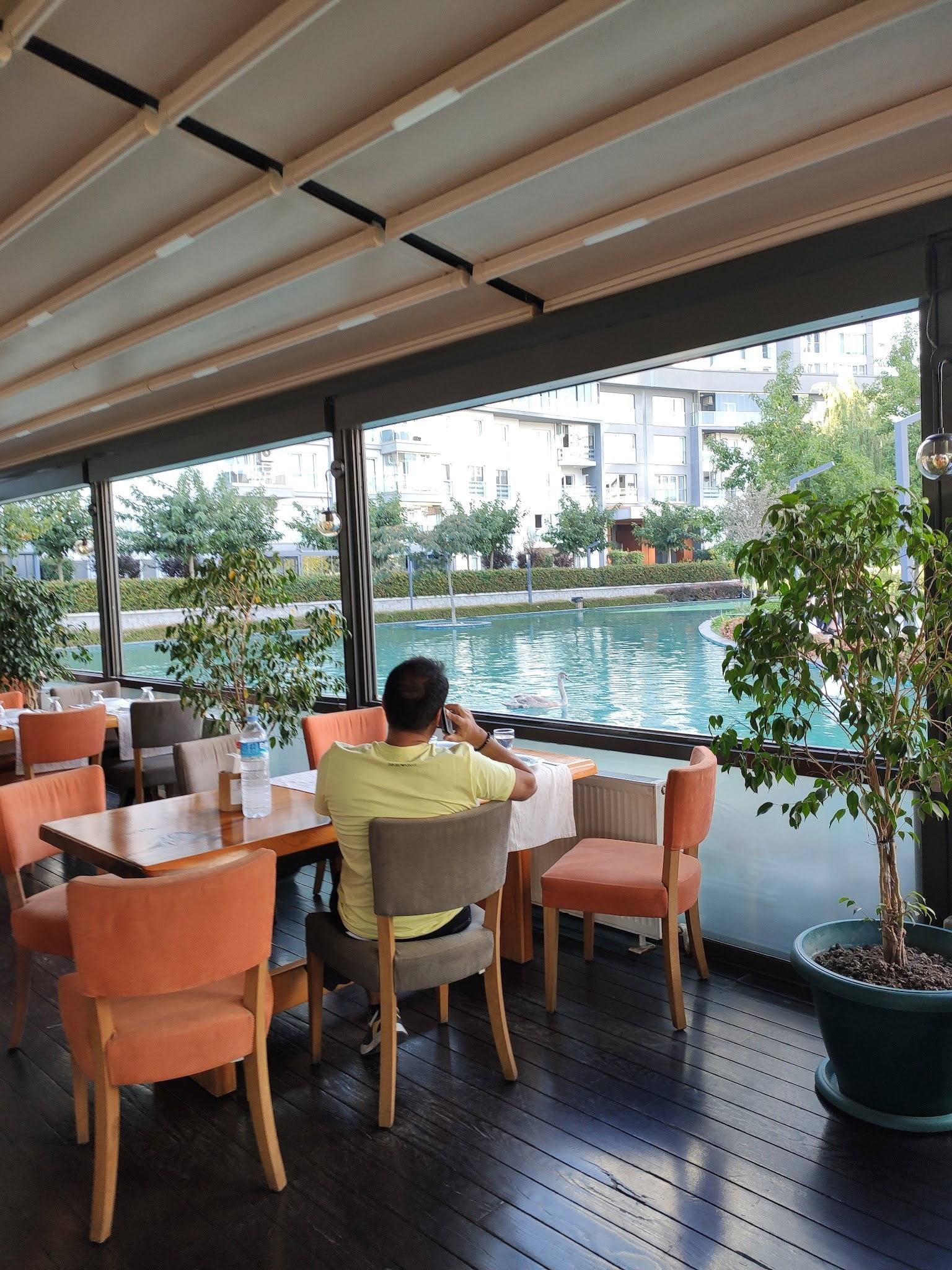 Tema Bella Vista Restaurant