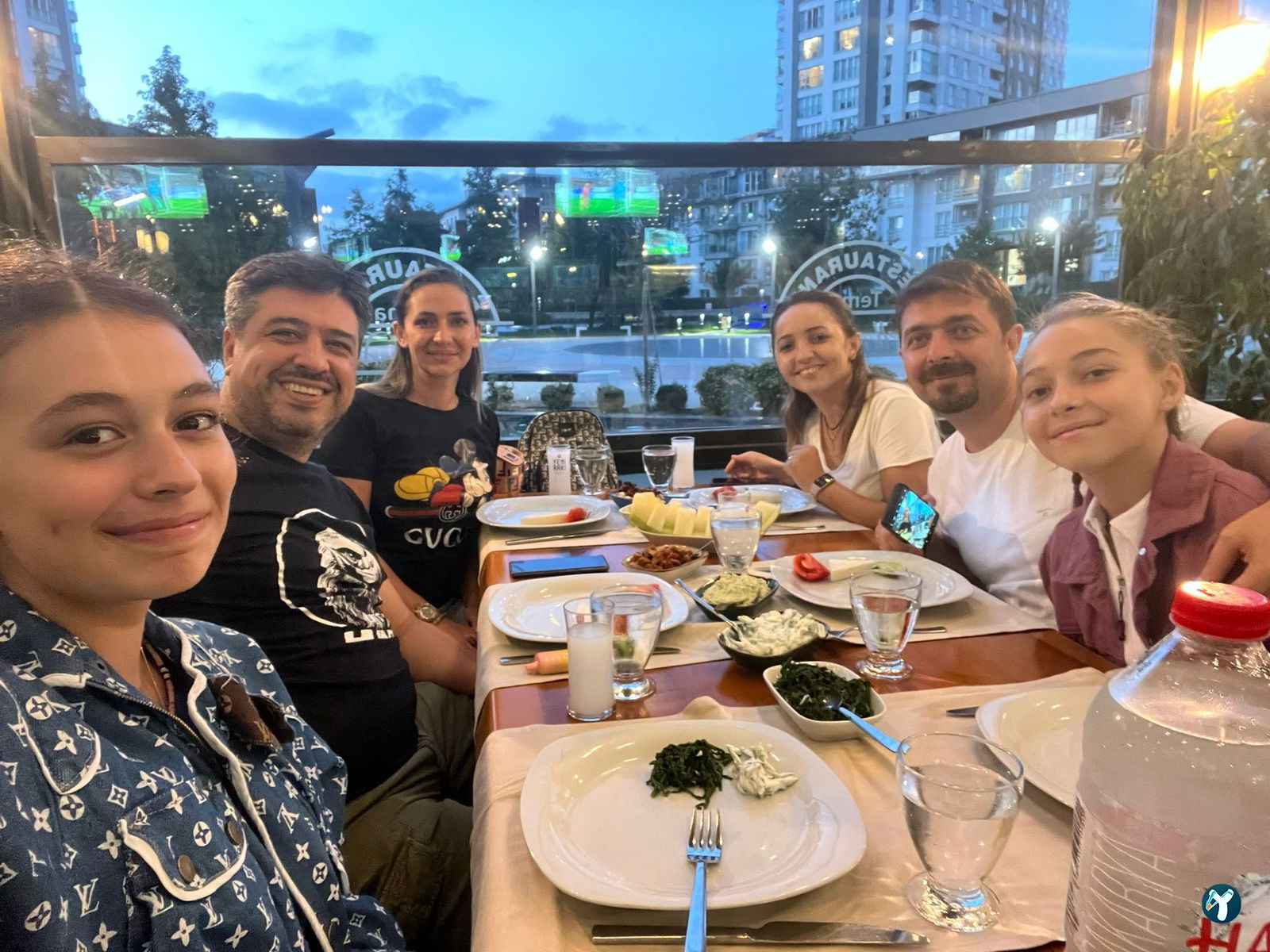 Tema Bella Vista Restaurant