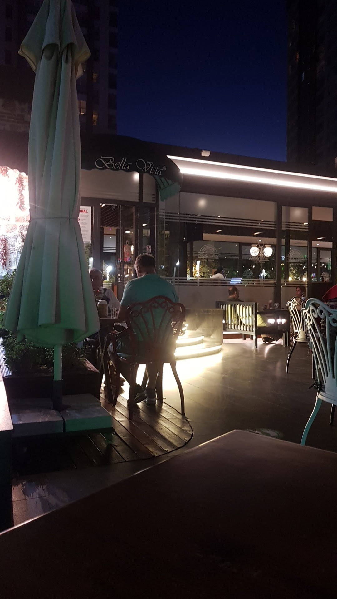 Tema Bella Vista Restaurant