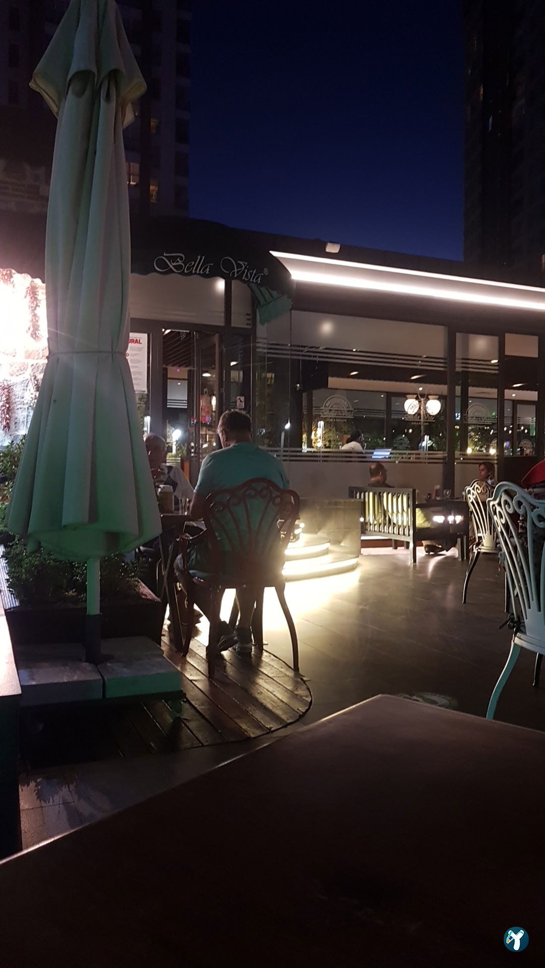 Tema Bella Vista Restaurant