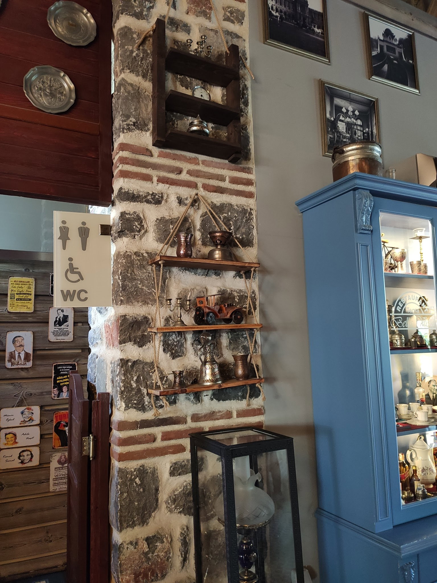 Tema Bella Vista Restaurant