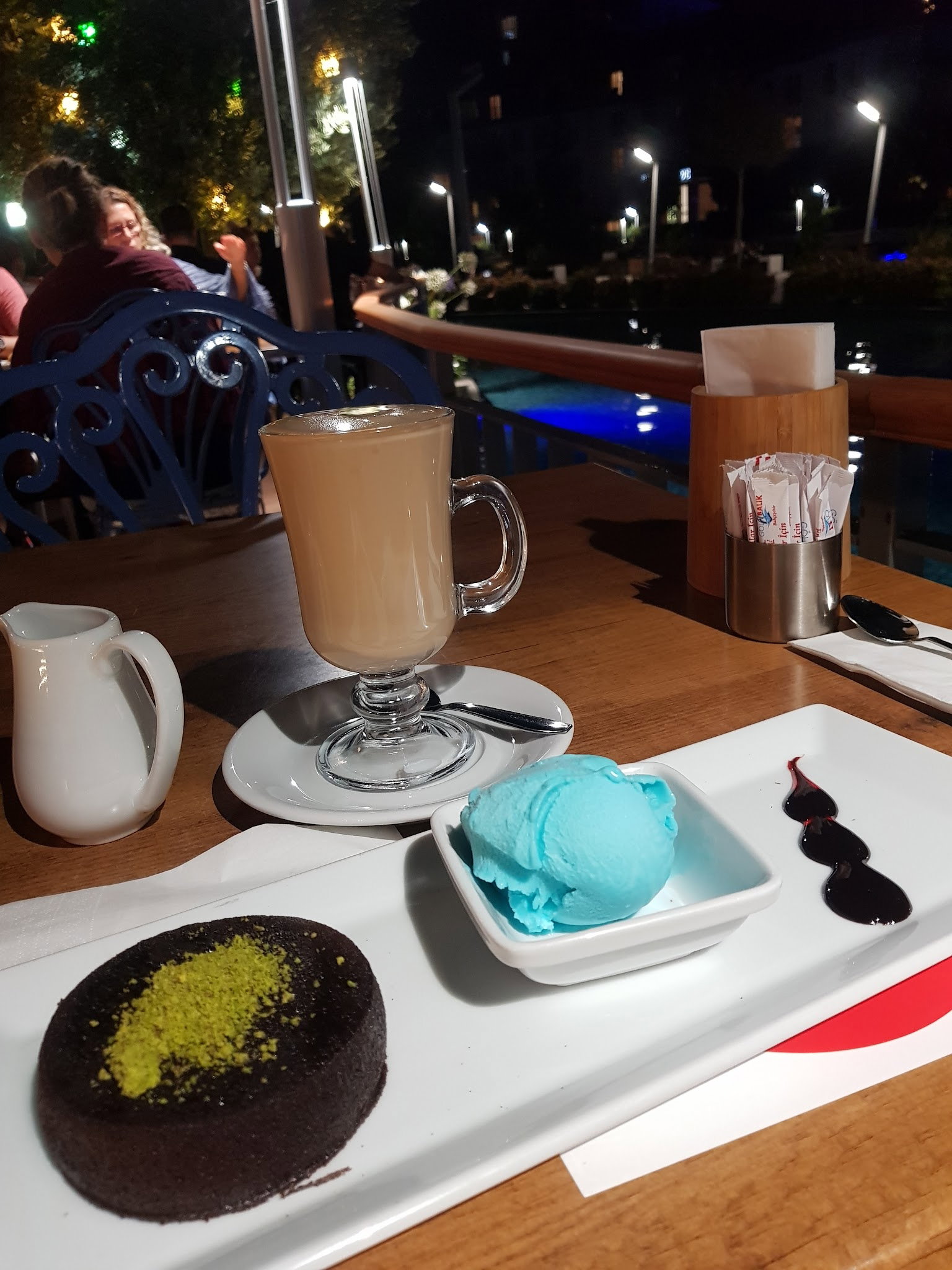 Tema Bella Vista Restaurant