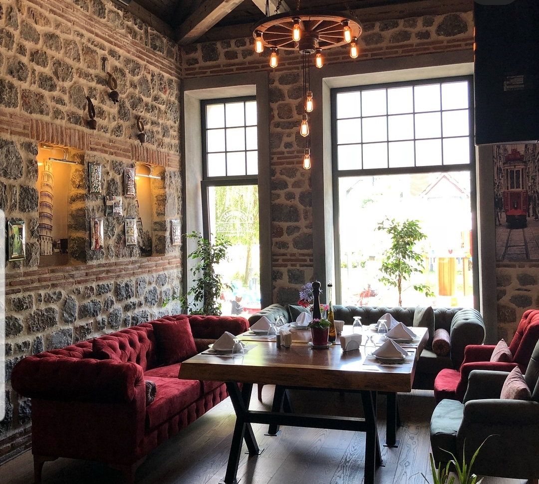 Tema Bella Vista Restaurant
