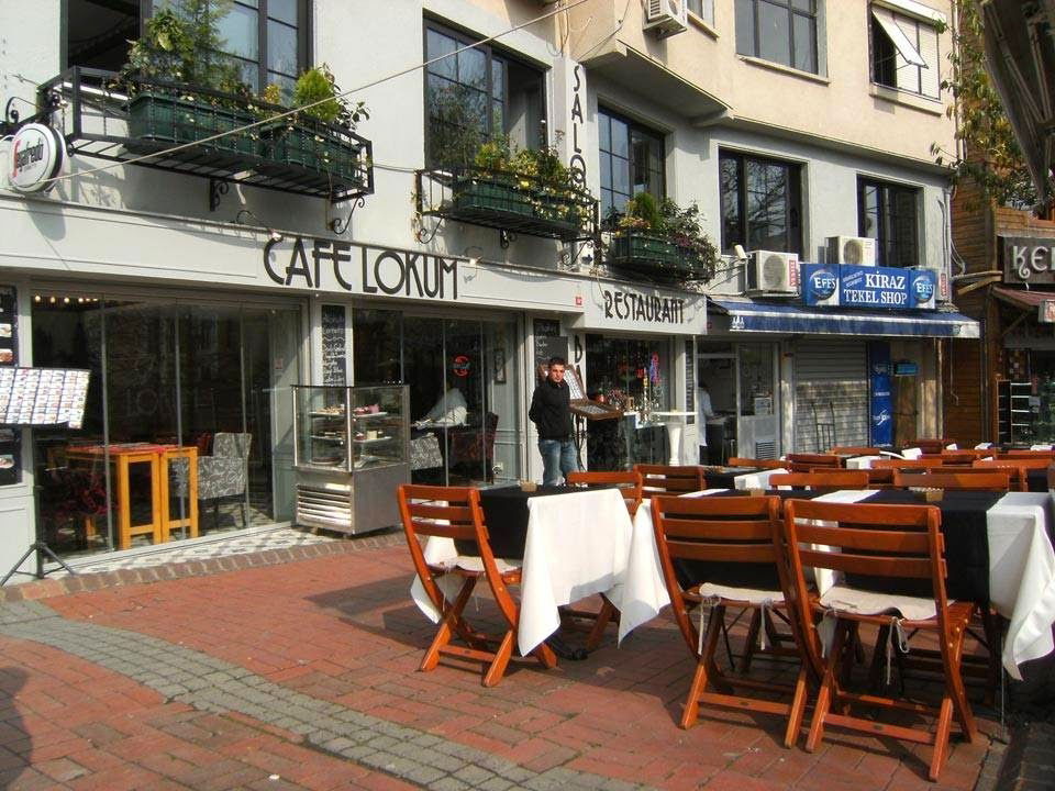 Cafe Lokum
