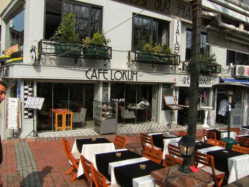 Cafe Lokum