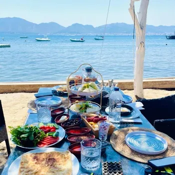 White Pearl Bay resimleri