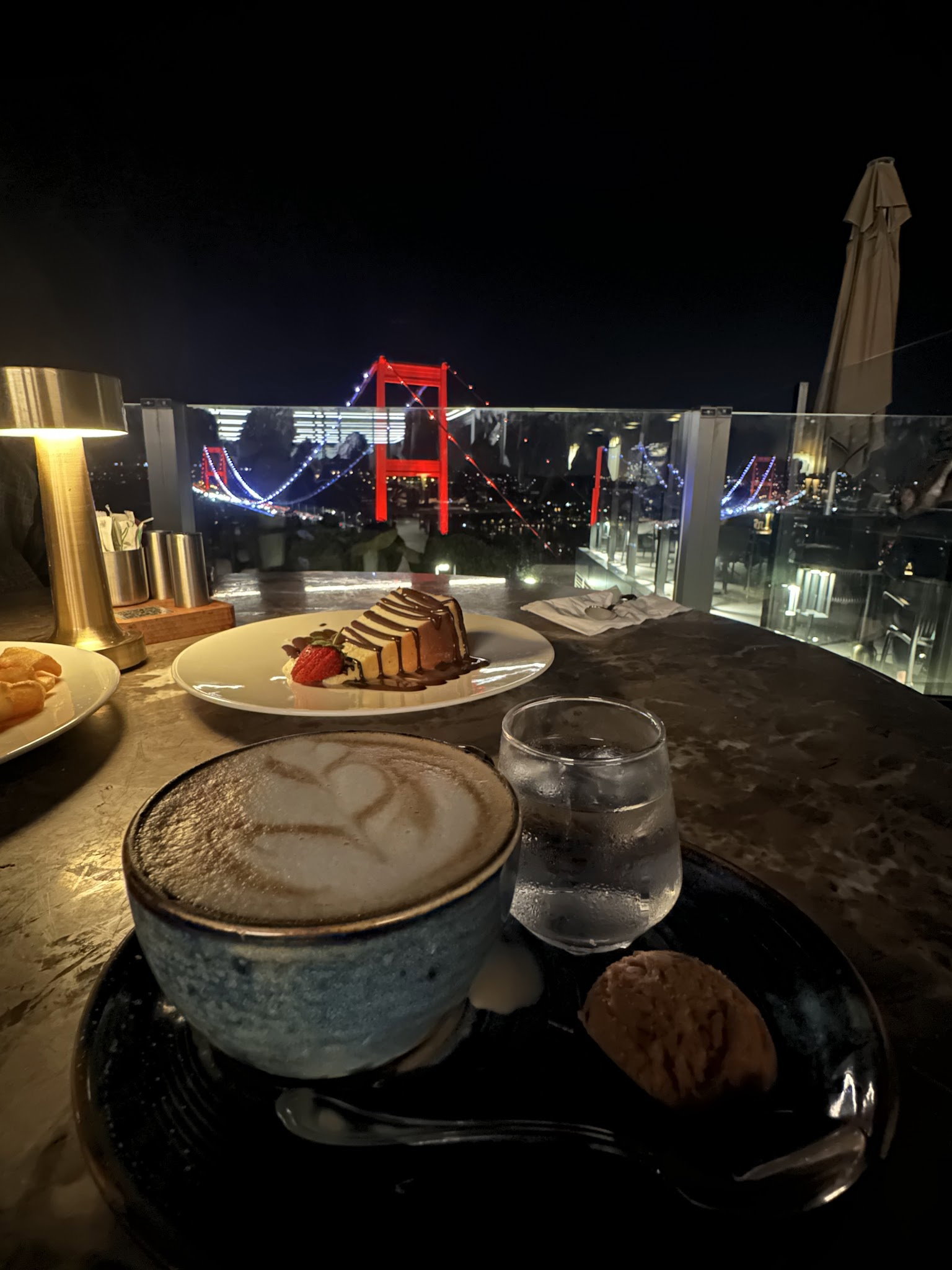 Tepe Restaurant Lounge