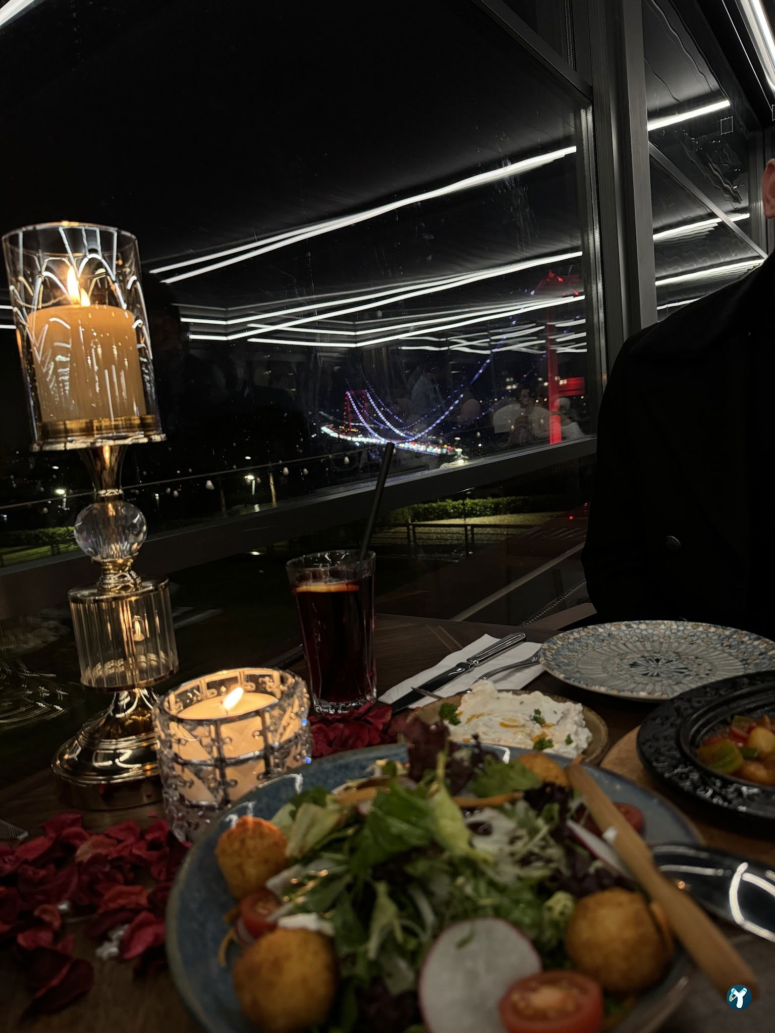 Tepe Restaurant Lounge