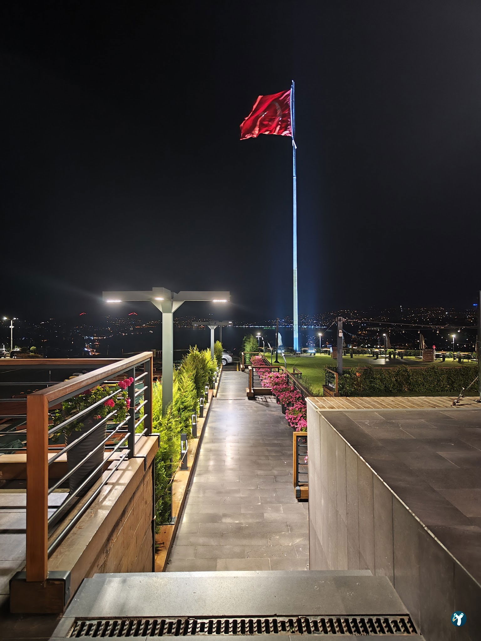 Tepe Restaurant Lounge