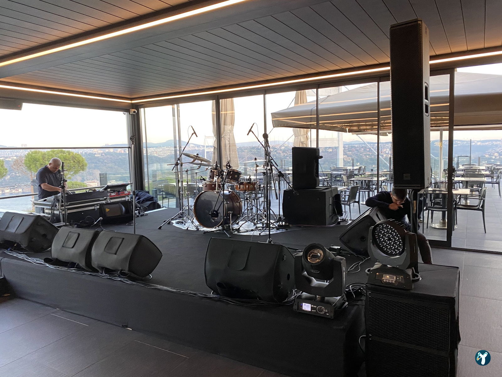 Tepe Restaurant Lounge