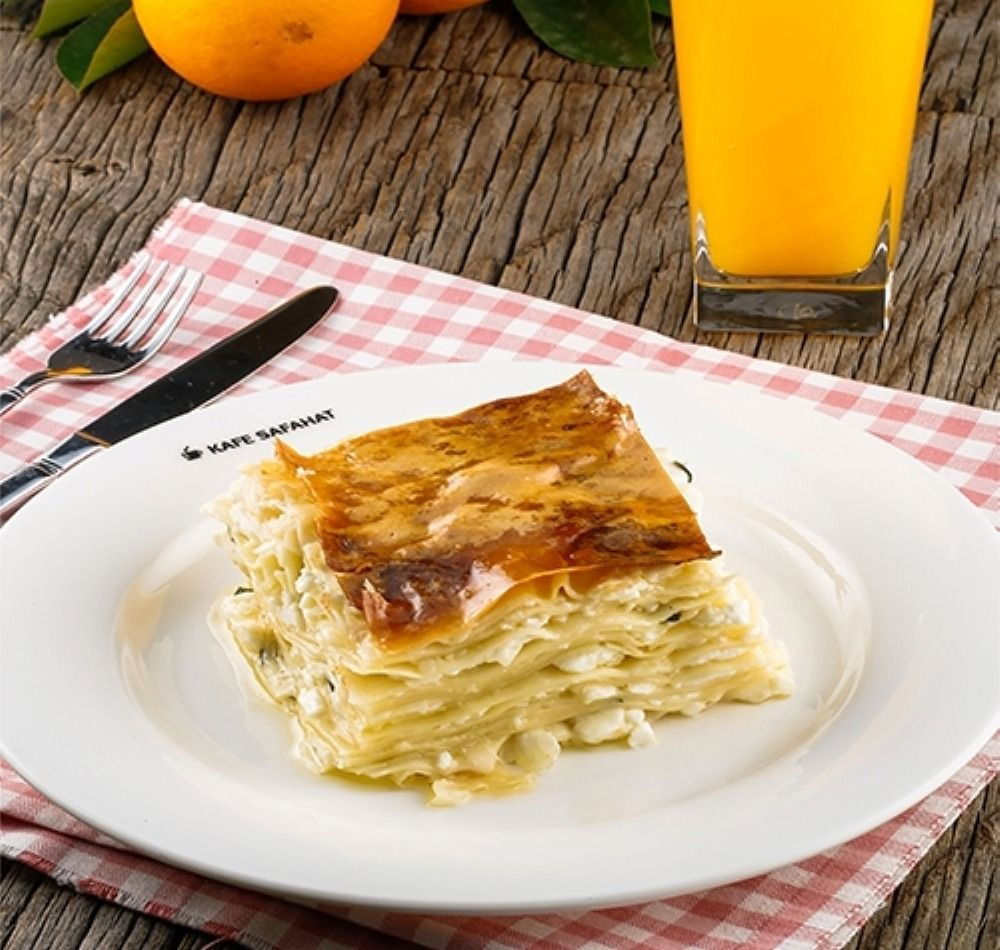 Su Böreği & Portakal Suyu Menü