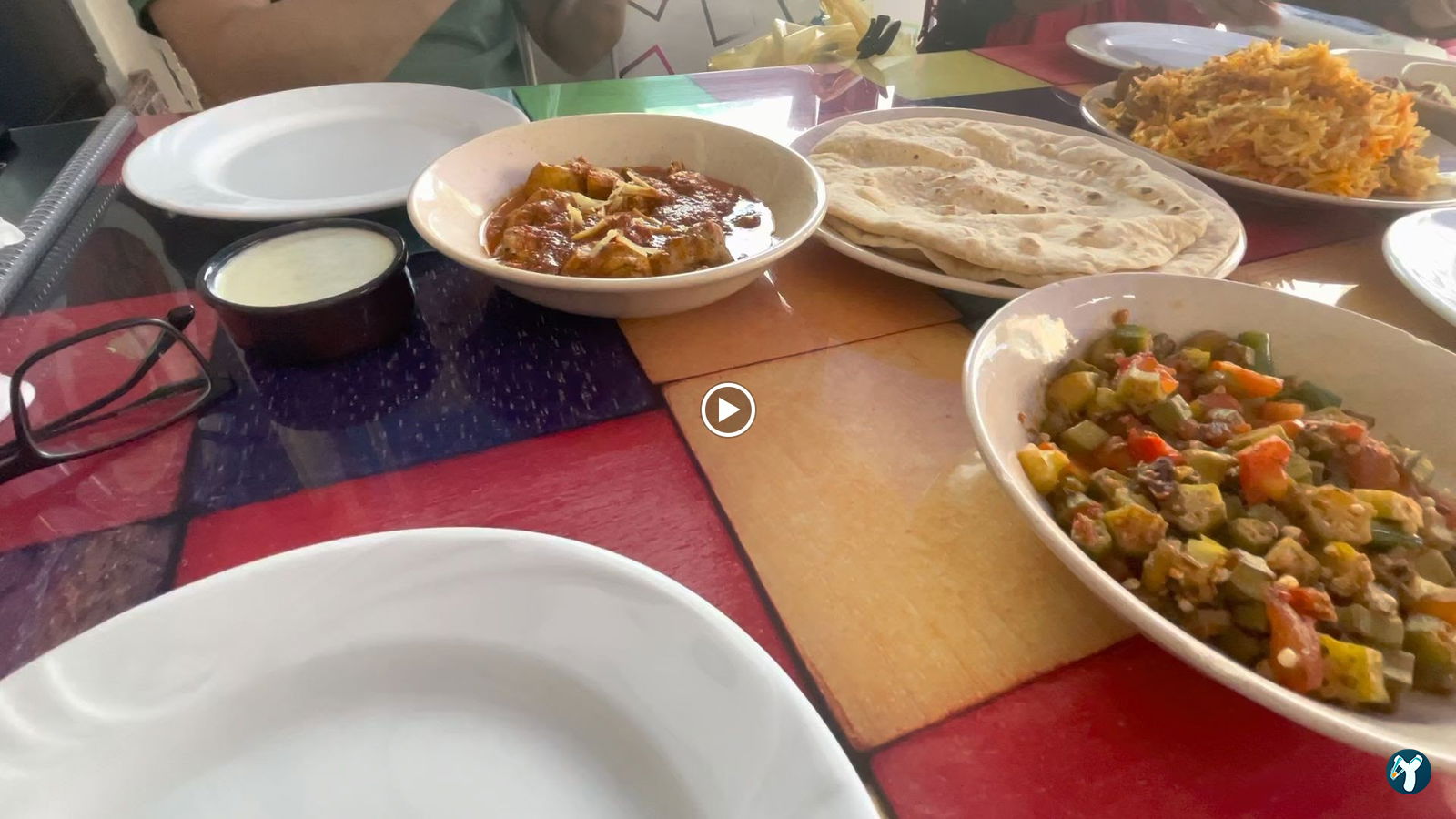 Desi Food Pakistani & Indian Restaurant