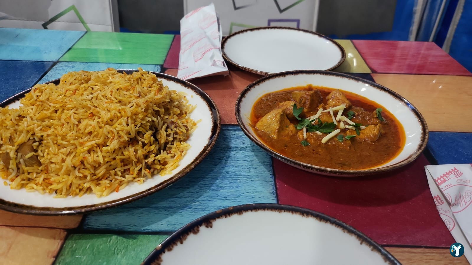Desi Food Pakistani & Indian Restaurant