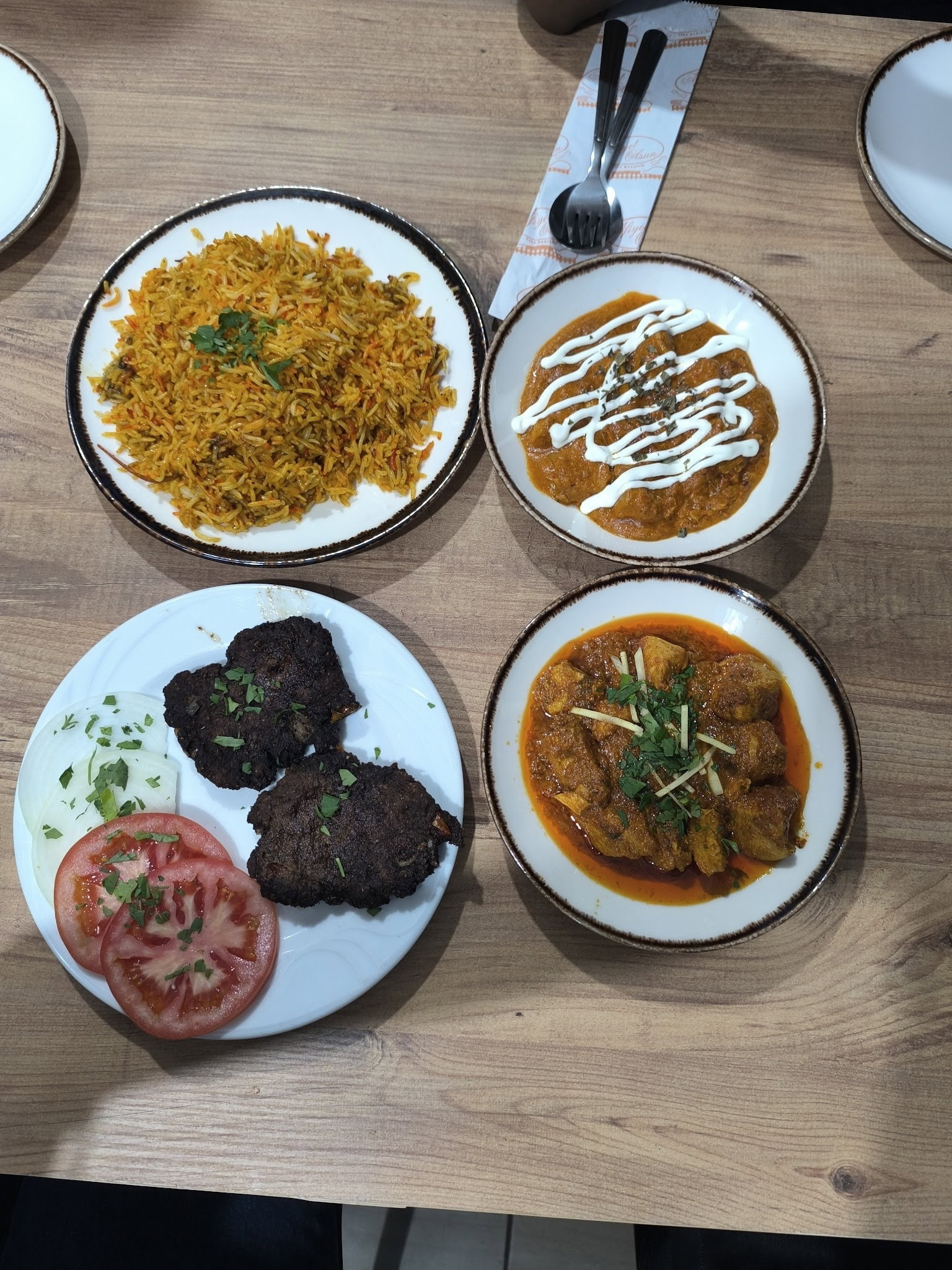 Desi Food Pakistani & Indian Restaurant