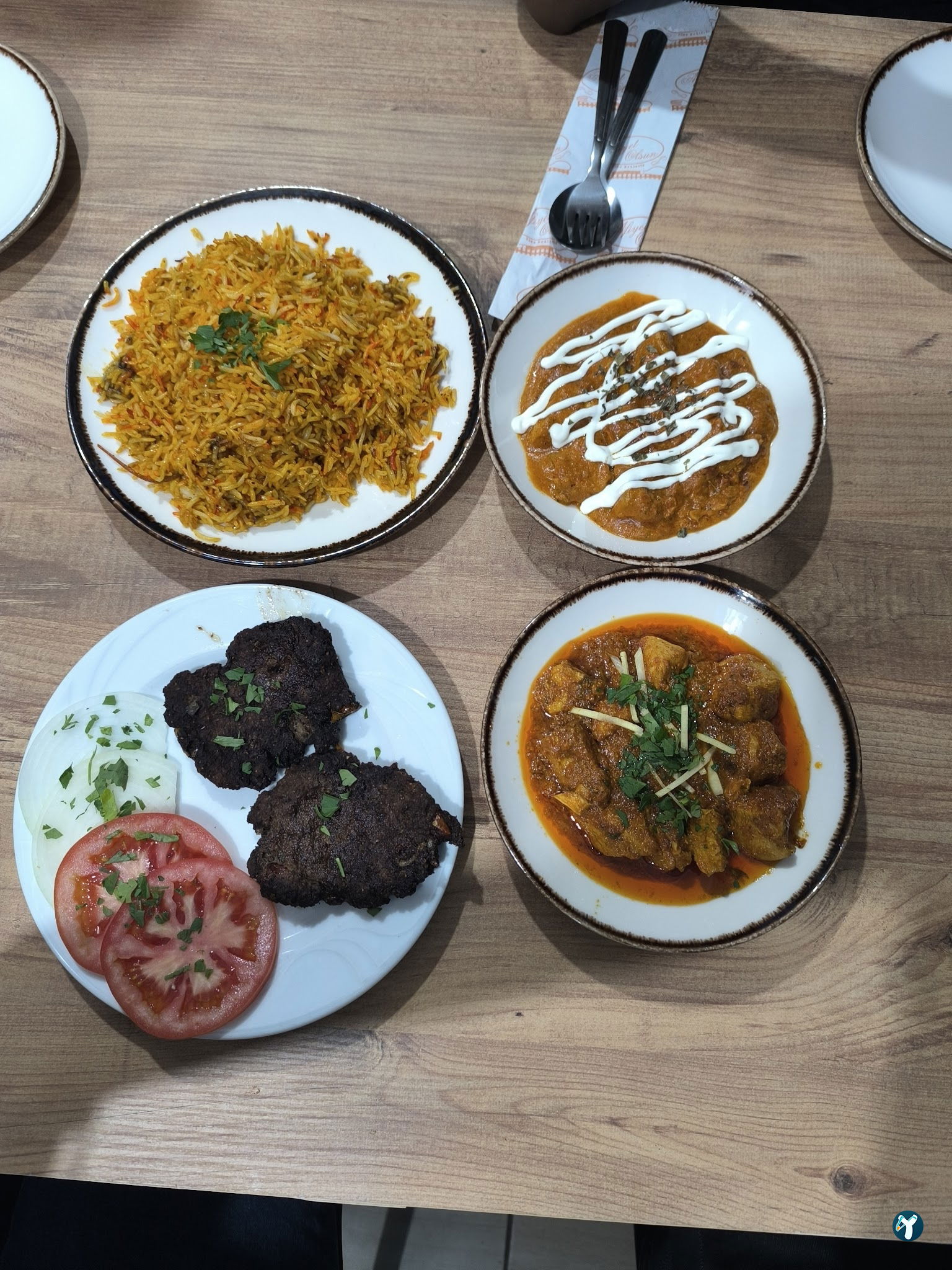 Desi Food Pakistani & Indian Restaurant