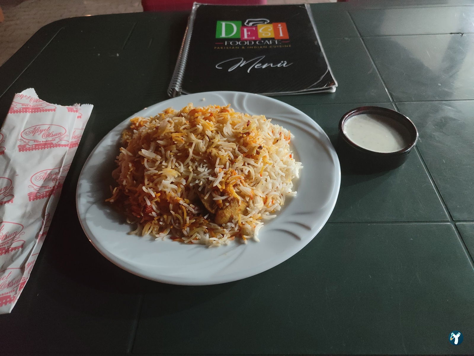 Desi Food Pakistani & Indian Restaurant