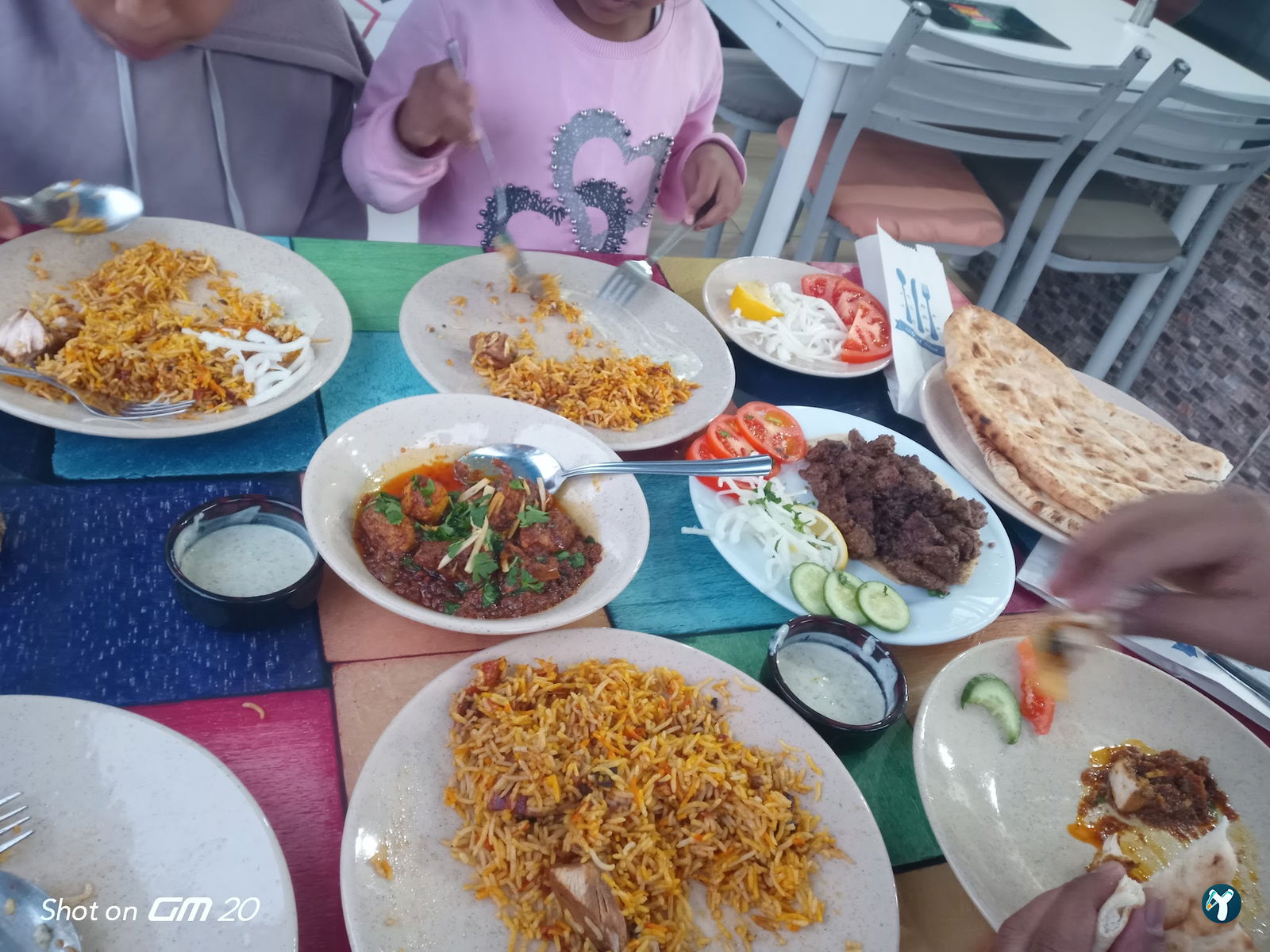 Desi Food Pakistani & Indian Restaurant