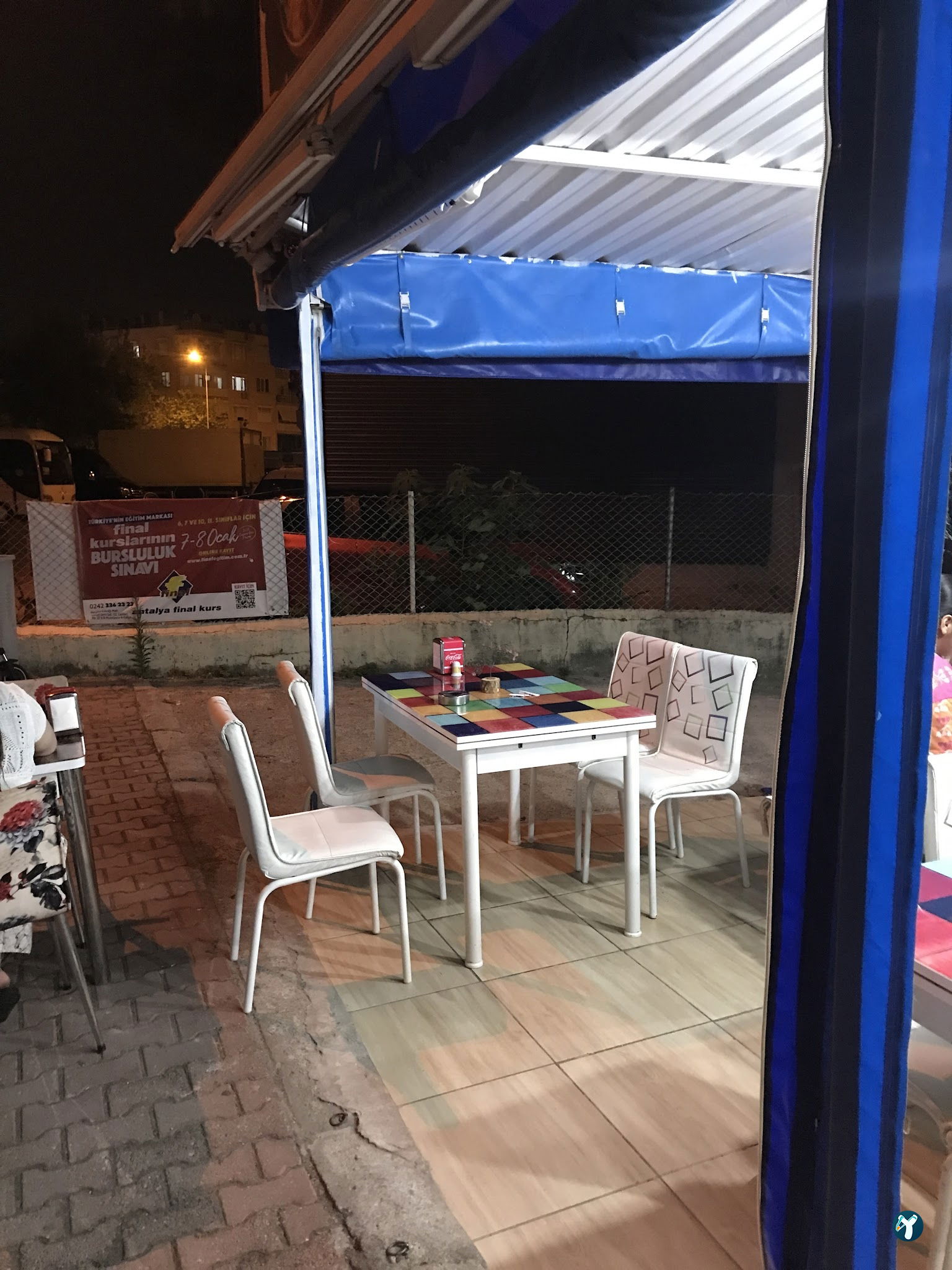 Desi Food Pakistani & Indian Restaurant
